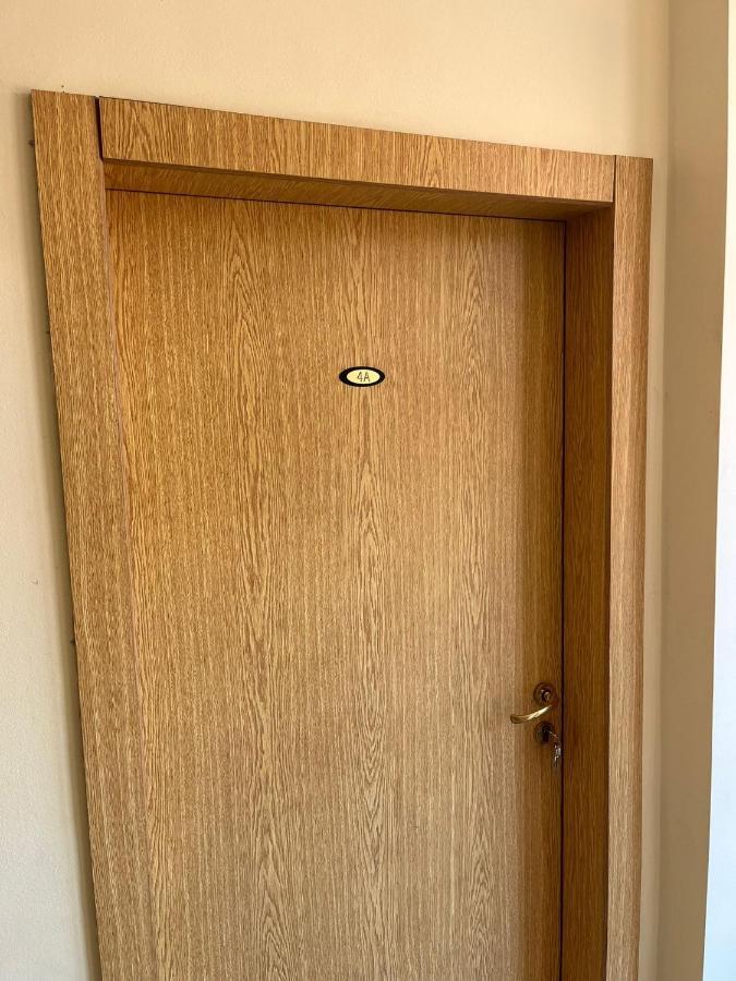 Hotel Kredo Сливен Экстерьер фото